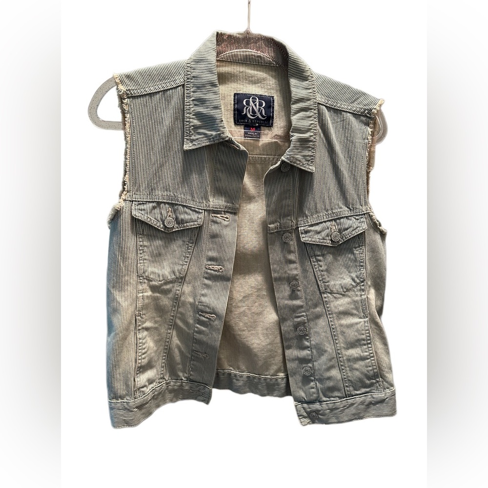 Rock & Republic | Jackets & Coats | Rock Republic Gunshow Size Medium Denim Vest